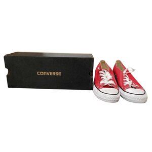 Converse Chuck Taylor All Star Red Low Top Sneaker Men 7  Women 9 Shoe Box